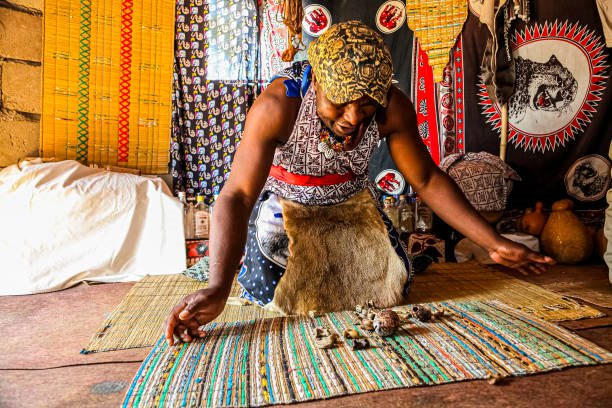 Médico tradicional africano